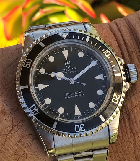 tudor submariner watch.